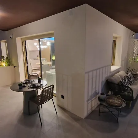 The Clover Boutique Banus Apartment Marbella