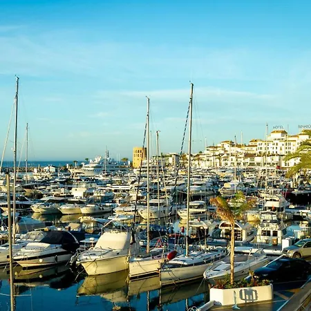 Lägenhet The Clover Boutique Banus