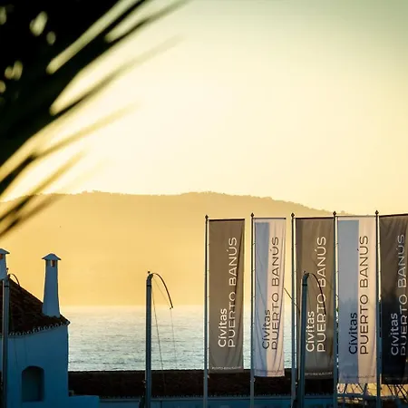 The Clover Boutique Banus Марбелья